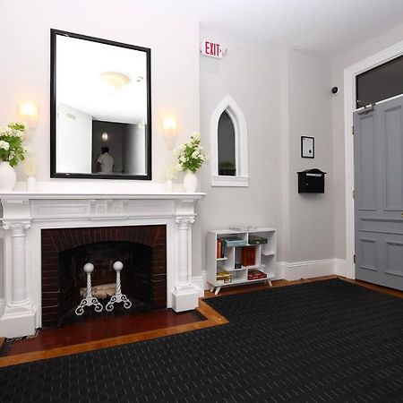 Stylish Newbury Street Studio, #11 Boston Exterior foto
